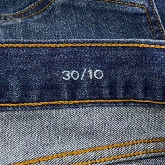 Stylus Boyfriend Crop Jeans Size 10 Distressed Stretch Denim Whiskering - Picture 7 of 11